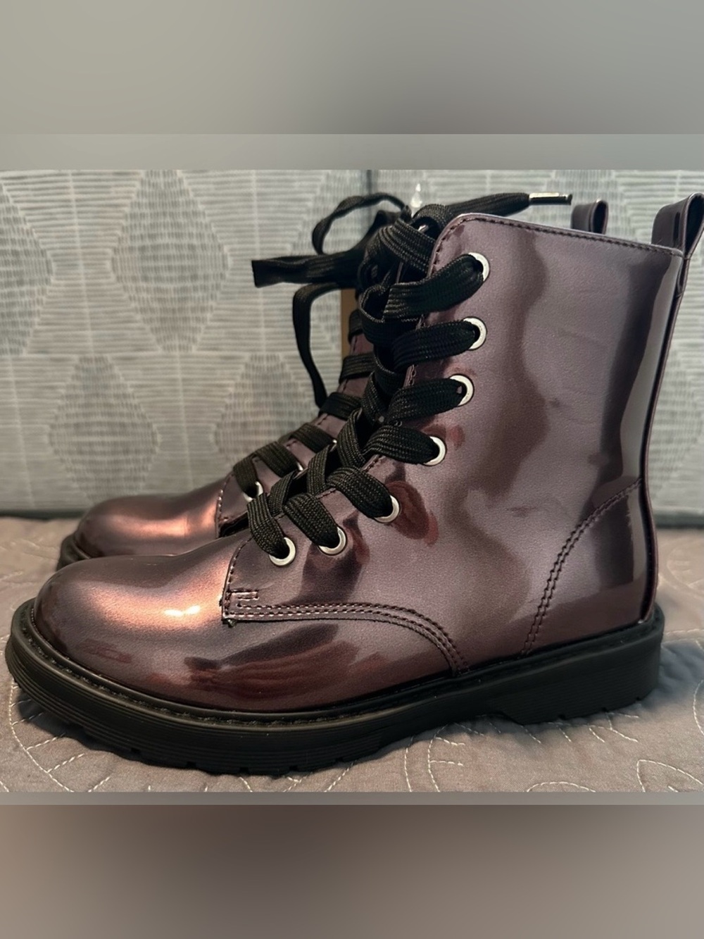 Thereabouts Girls Purple Patent Reese Combat Boots NWT Size little girls 2